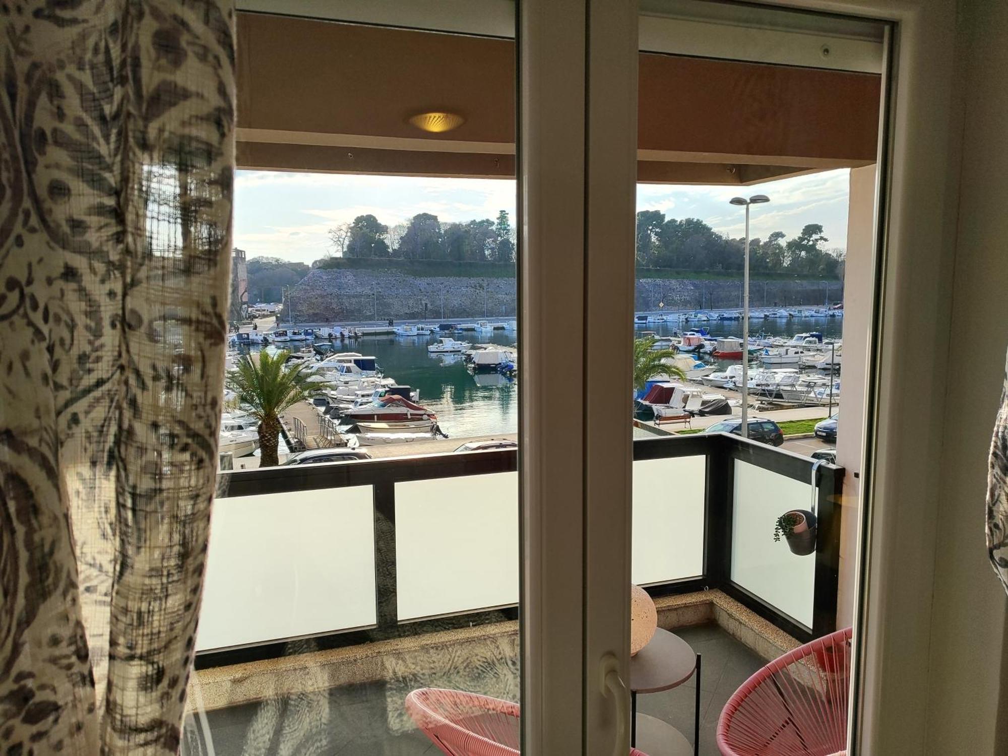 Cozy Apartment Jole 扎达尔 外观 照片